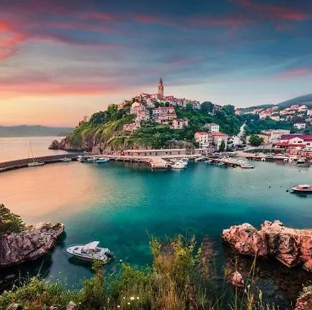 Mediteran ****