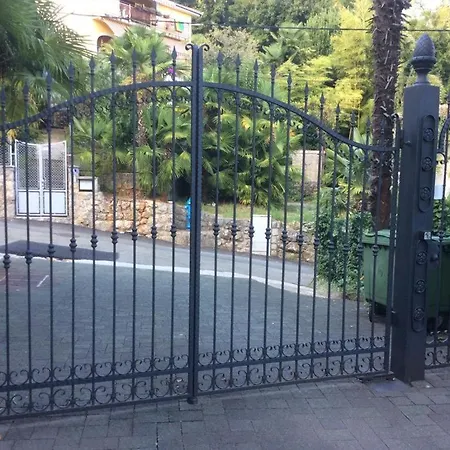 Mediteran **** Apartman Opatija